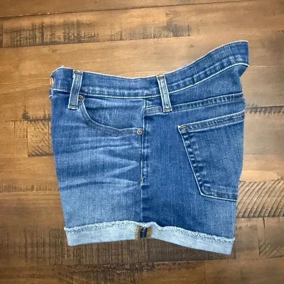 J. Crew Denim Shorts Womens Size 26 Blue Cuffed Jean Casual - Picture 4 of 4